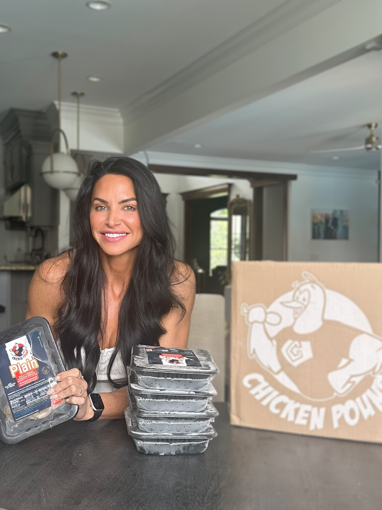 Noelle with Box on Counter- Starter Box Image.png__PID:809fae73-0f87-44d9-9197-a58bdccc8180